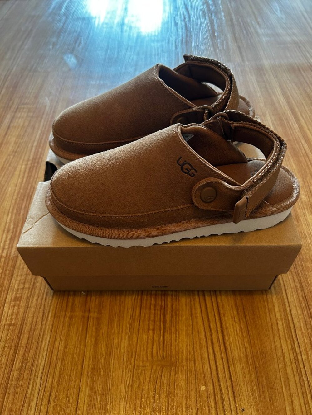 BRAND NEW UGG Goldencoast Clog Kids' Suede Shoes – Size 13